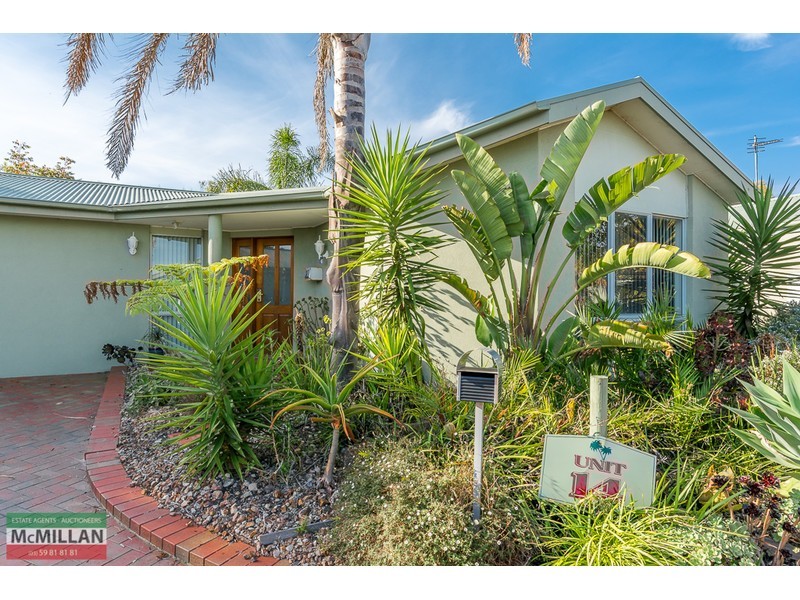 14/10D Country Club Dve, Safety Beach VIC 3936