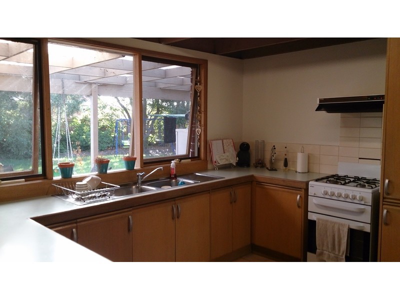 28 Rainier Avenue, Dromana VIC 3936