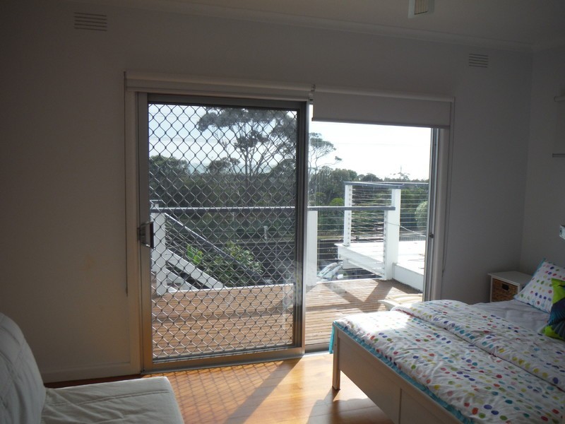 145 Bayview Road, Mccrae VIC 3938