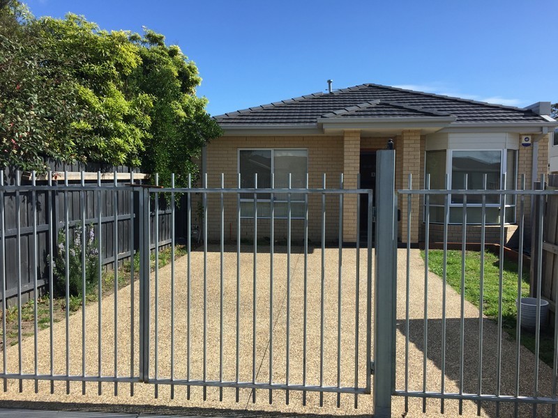 1/251 Dromana Parade, Safety Beach VIC 3936