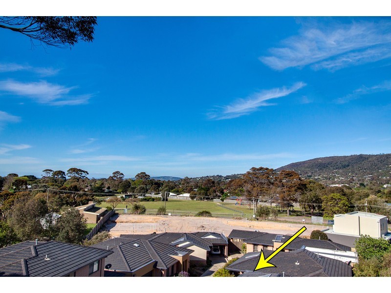 2/5 Hayes Avenue, Rosebud VIC 3939