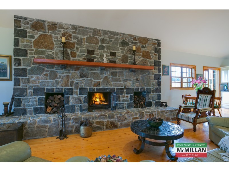 217 Gwenmarlin Road, Flinders VIC 3929