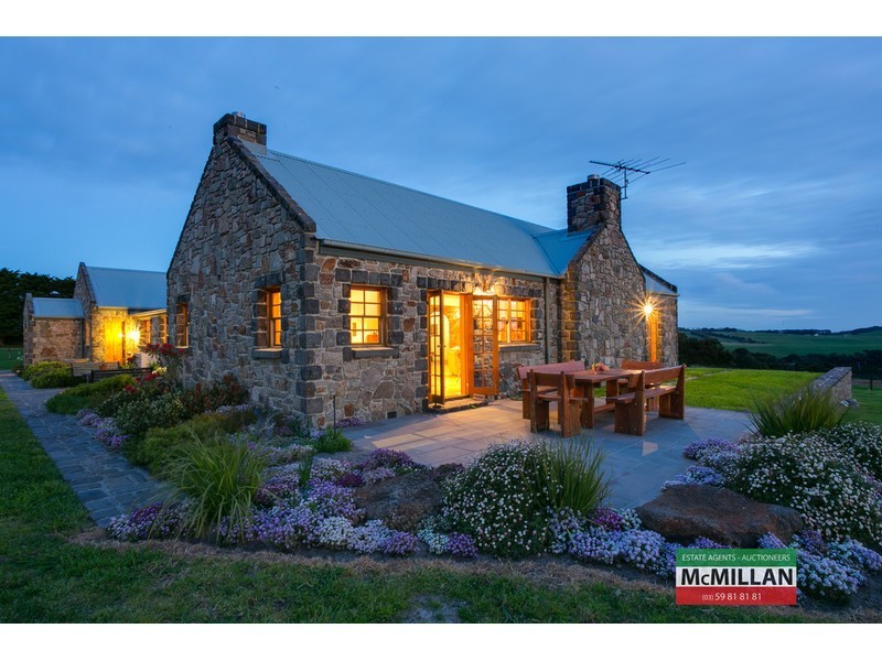 217 Gwenmarlin Road, Flinders VIC 3929