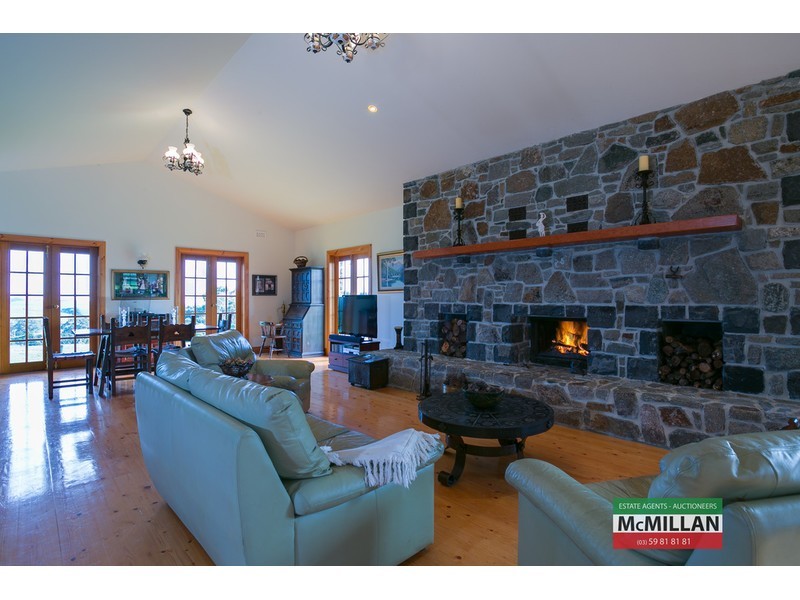 217 Gwenmarlin Road, Flinders VIC 3929