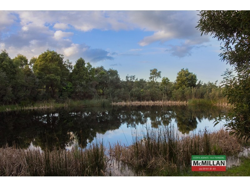 217 Gwenmarlin Road, Flinders VIC 3929