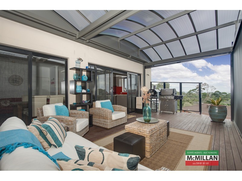 18 Edith Place, Dromana VIC 3936