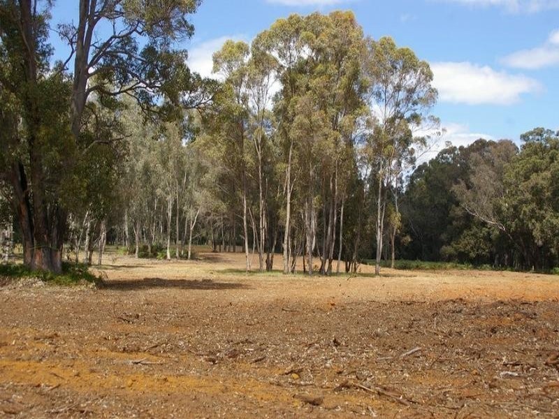 5 King Road, Nannup WA 6275