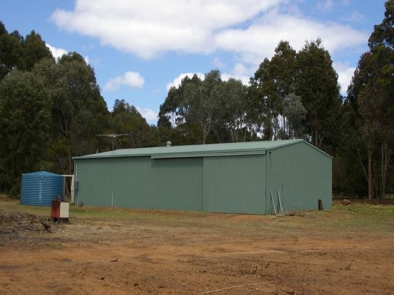 5 King Road, Nannup WA 6275