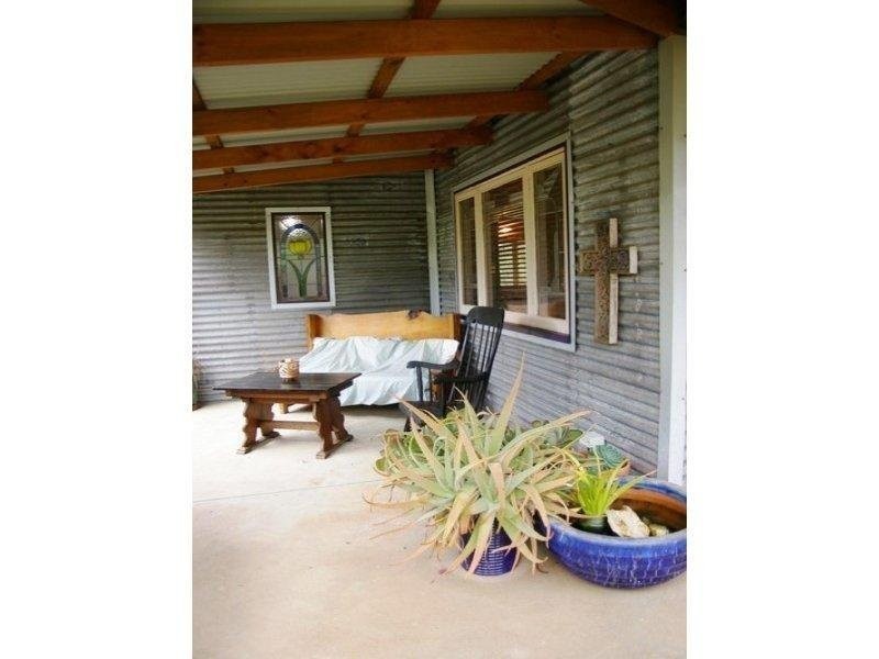 118 Dunnet Road, Nannup WA 6275