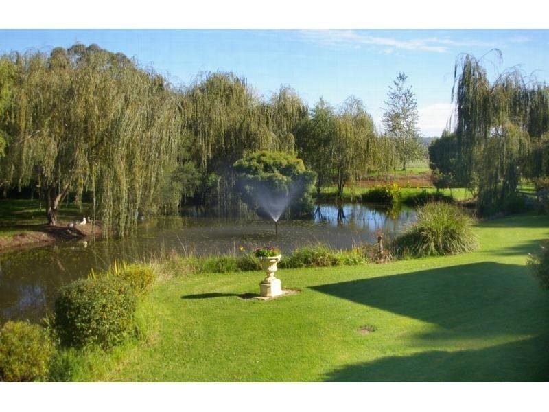 5 Roberts Road, Nannup WA 6275