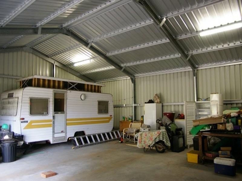 5 Roberts Road, Nannup WA 6275