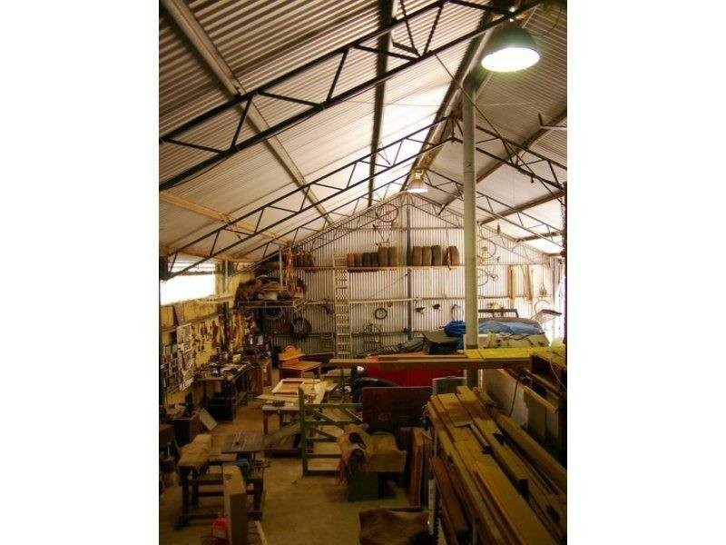 7 King Road, Nannup WA 6275