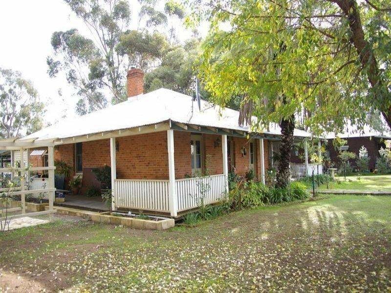 20 North Street, Nannup WA 6275
