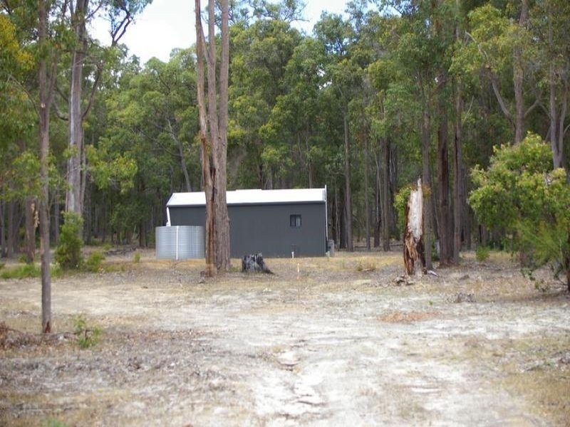 17 Cockatoo Drive, Nannup WA 6275