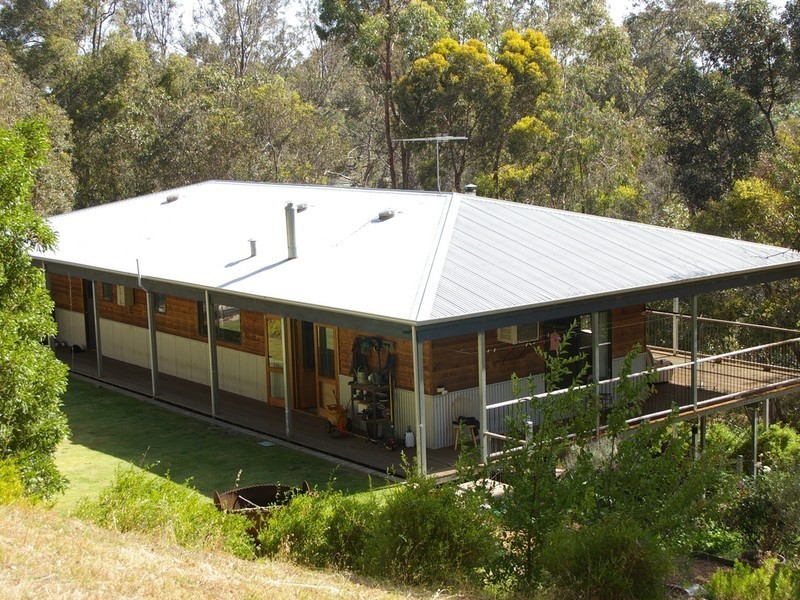 15 Dunnet Road, Nannup WA 6275