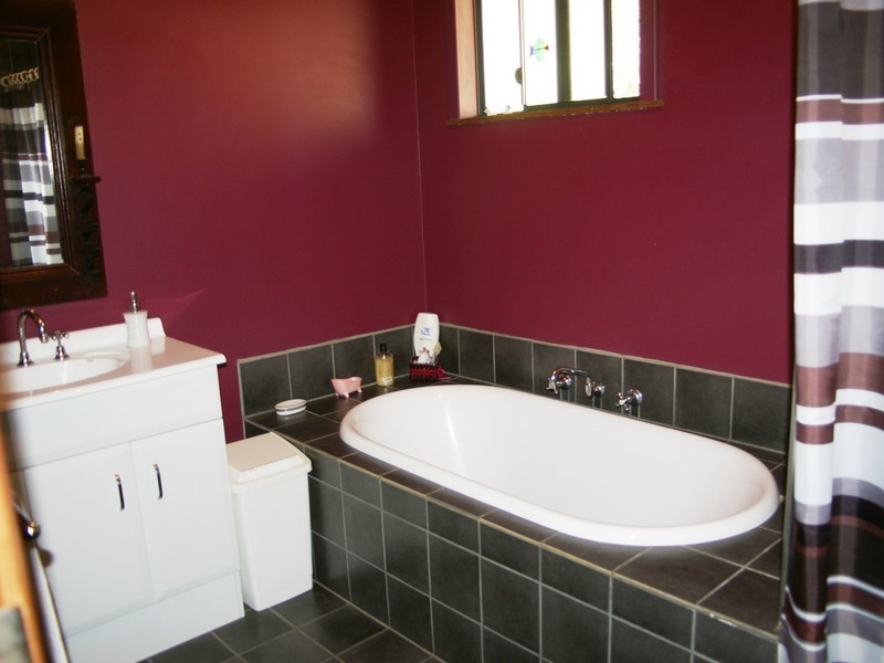 15 Dunnet Road, Nannup WA 6275