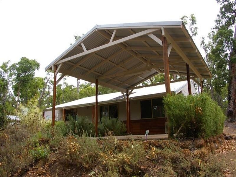 50 Leschenaultia Drive, Nannup WA 6275