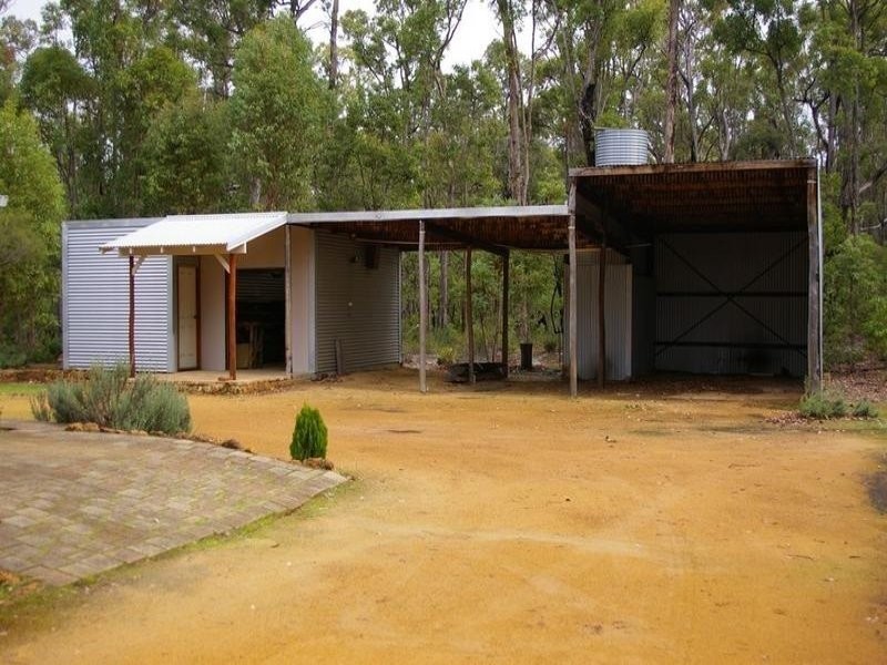 50 Leschenaultia Drive, Nannup WA 6275