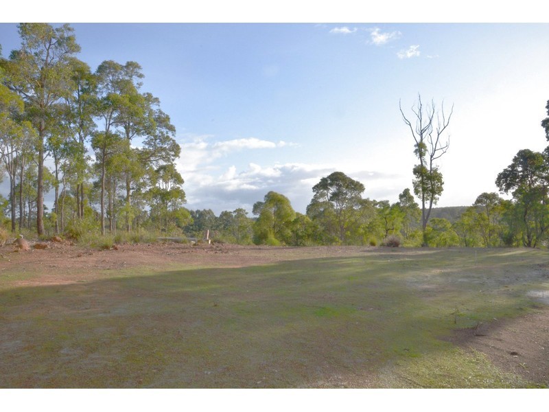 40 Hovea Place, Nannup WA 6275