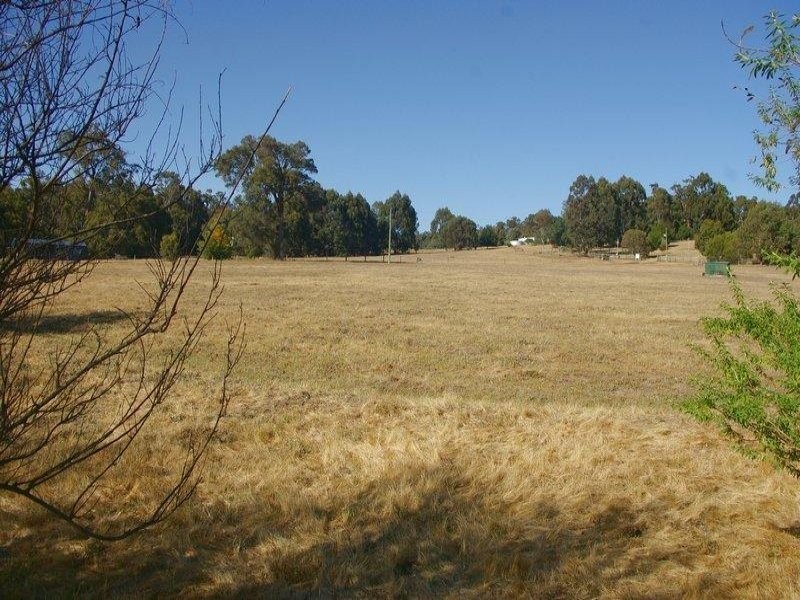 9 Helyar Road, Nannup WA 6275