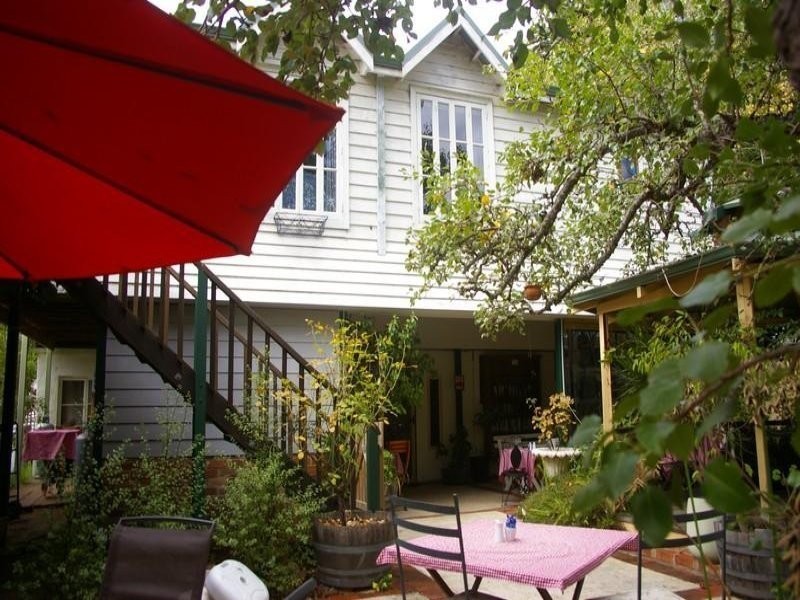 8 Warren Road, Nannup WA 6275