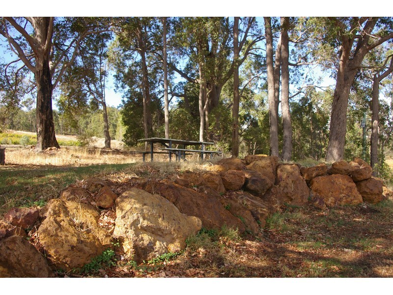 76 Montgomery Road, Brookhampton WA 6239