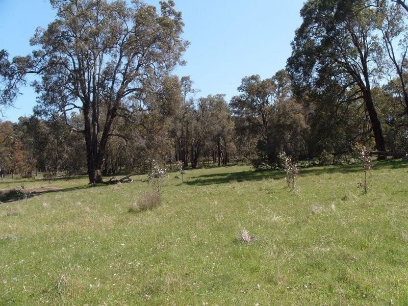 212 Ridgeview Avenue, Boyup Brook WA 6244