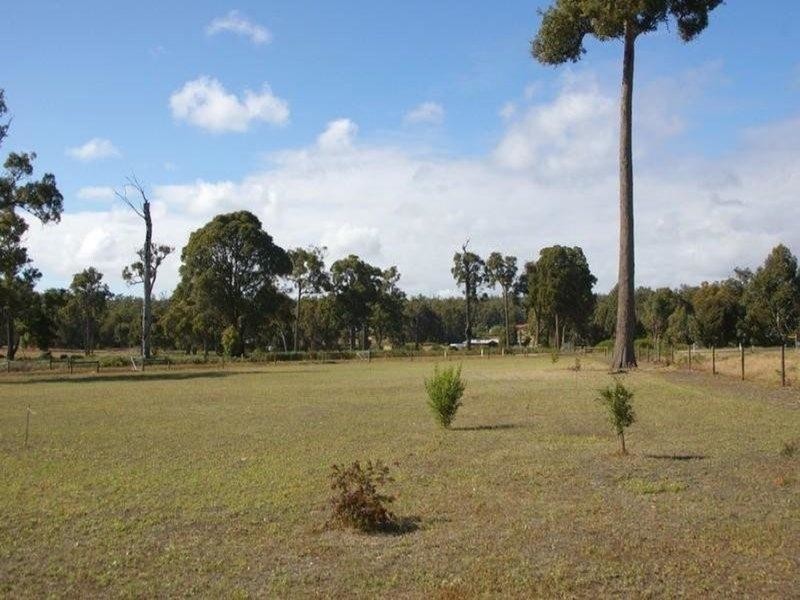 42 Redtail Ramble, Nannup WA 6275