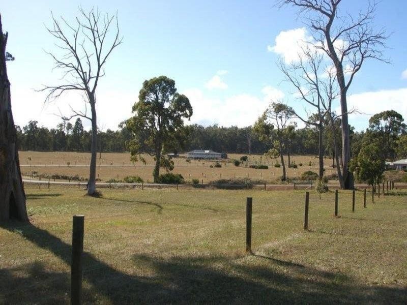 42 Redtail Ramble, Nannup WA 6275