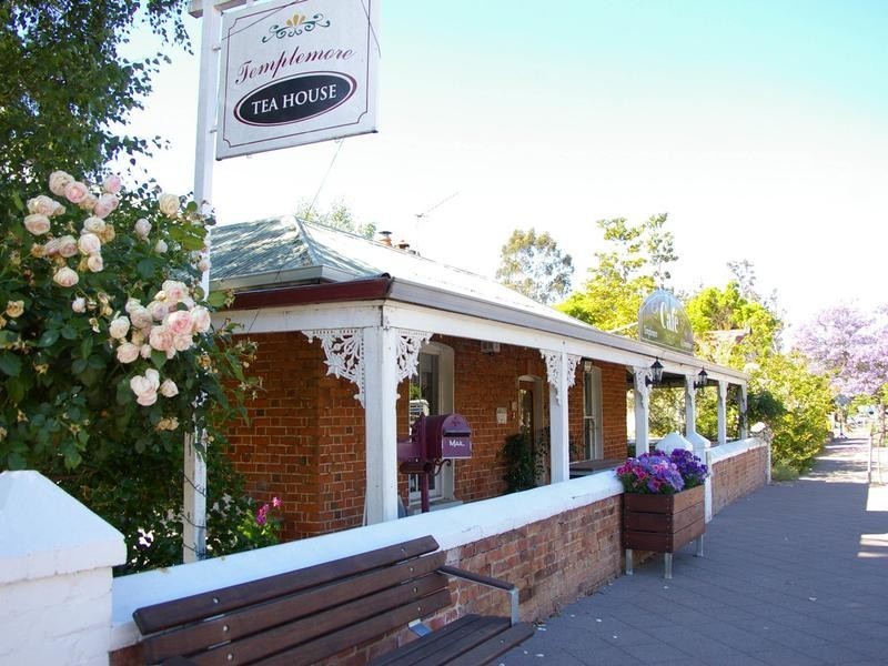 8 Warren Road, Nannup WA 6275