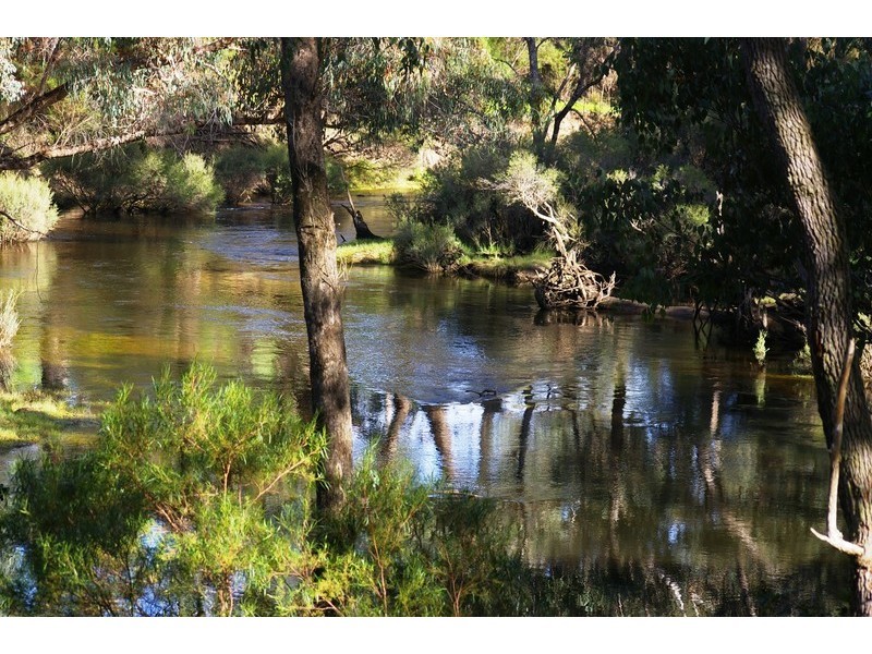 927/ King Road, Southampton WA 6253