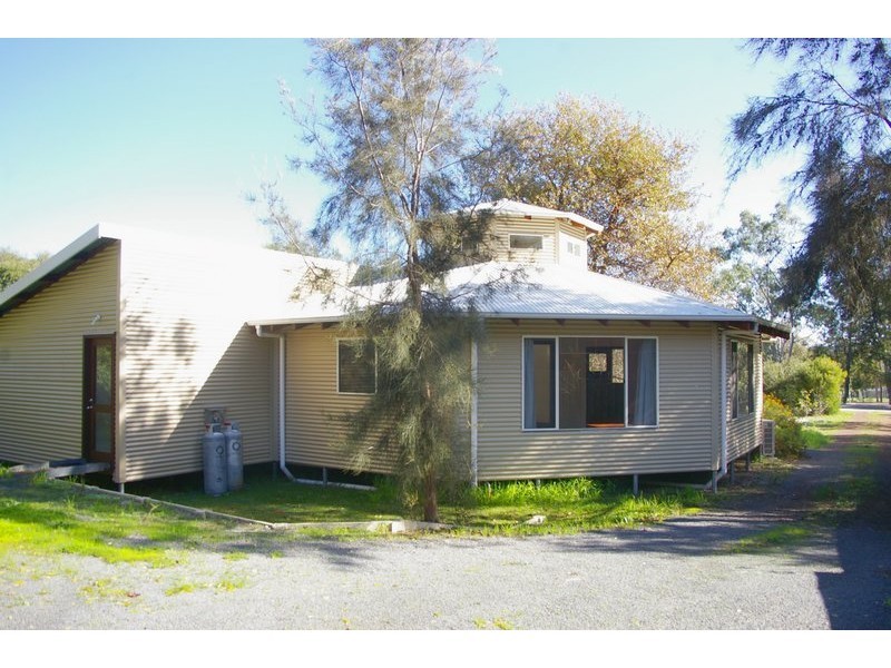 117B Warren Road, Nannup WA 6275