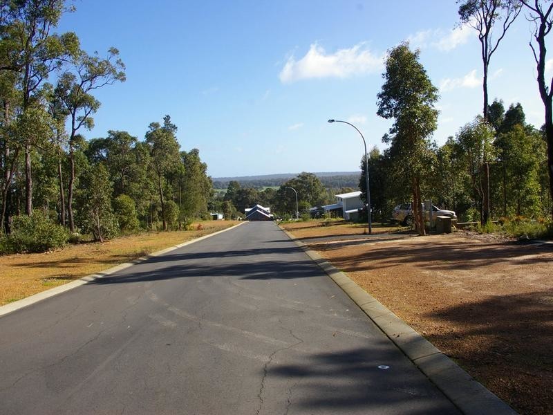 702 Widdeson Street, Nannup WA 6275