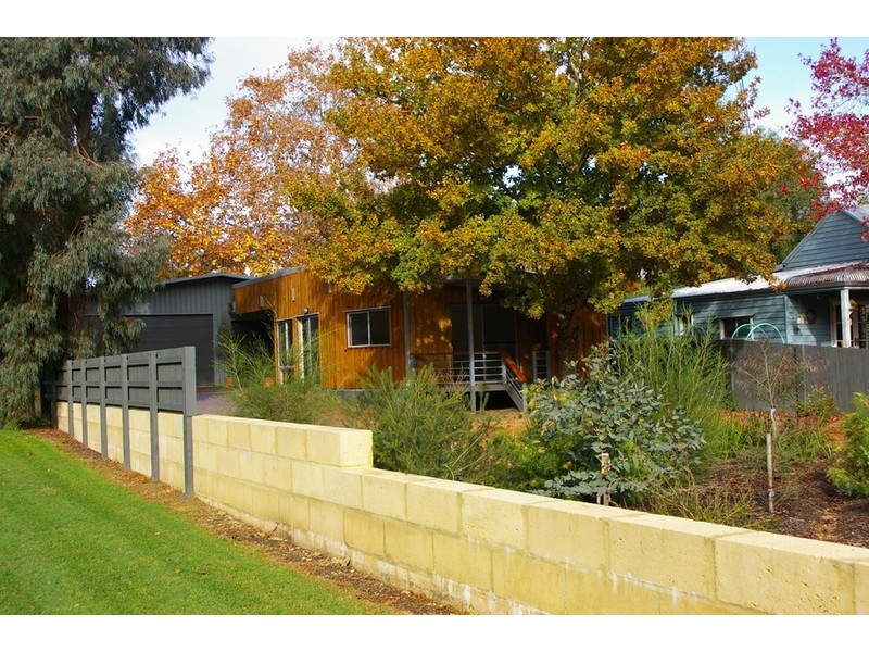 3 Forrest Street, Nannup WA 6275