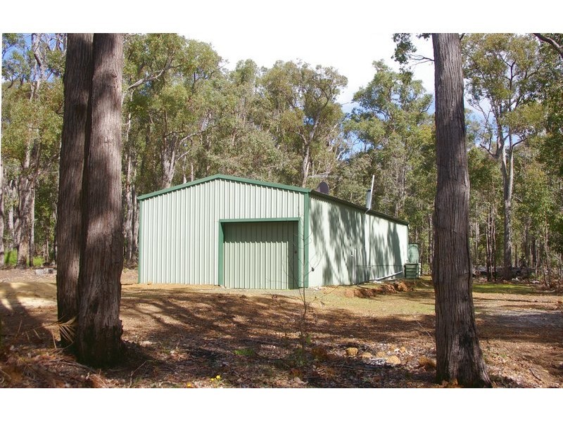 10 Johnston Road, Nannup WA 6275