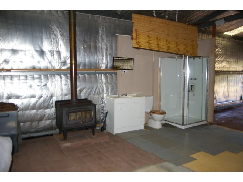 10 Johnston Road, Nannup WA 6275