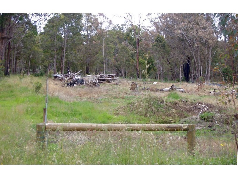 22 Jephson St, Nannup WA 6275