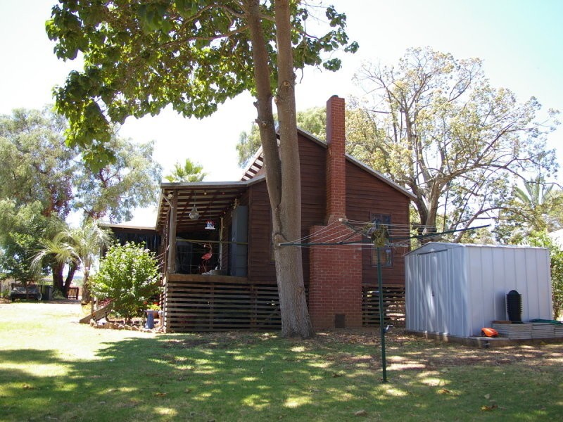 14 North Street, Nannup WA 6275