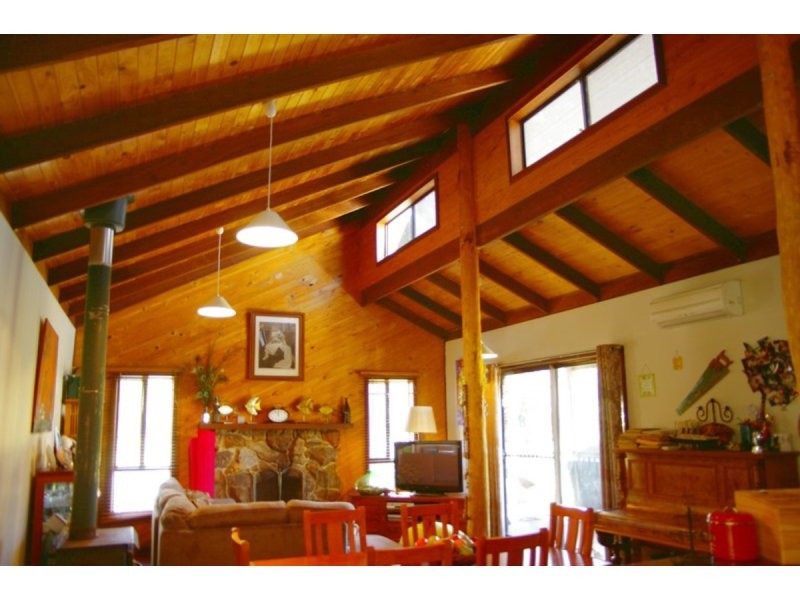 14 North Street, Nannup WA 6275