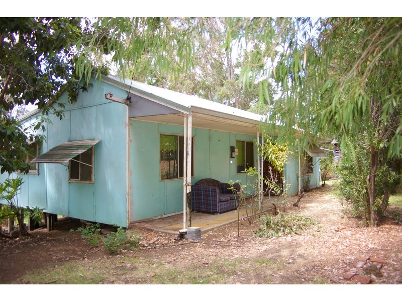 43 Grange Road, Nannup WA 6275