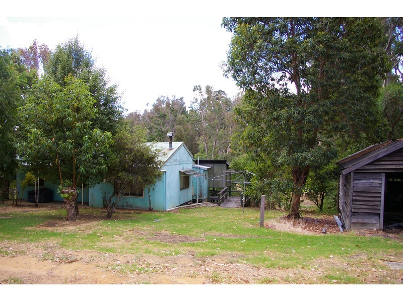 43 Grange Road, Nannup WA 6275
