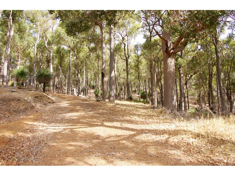 3 Halley Road, Nannup WA 6275