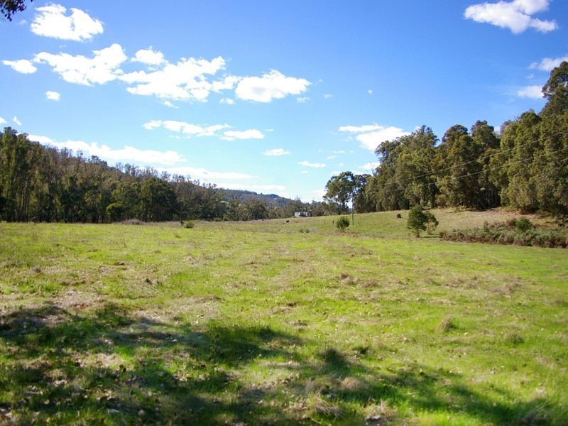 4 Balingup Road, Nannup WA 6275