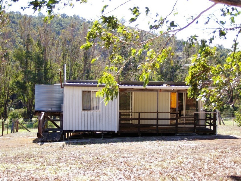 4 Balingup Road, Nannup WA 6275