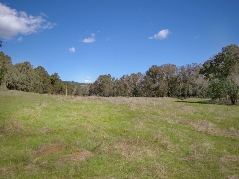 4 Balingup Road, Nannup WA 6275