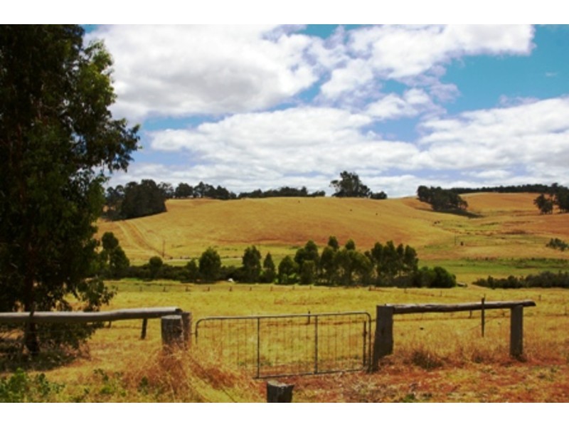 1/1 Graphite Road, Nannup WA 6275