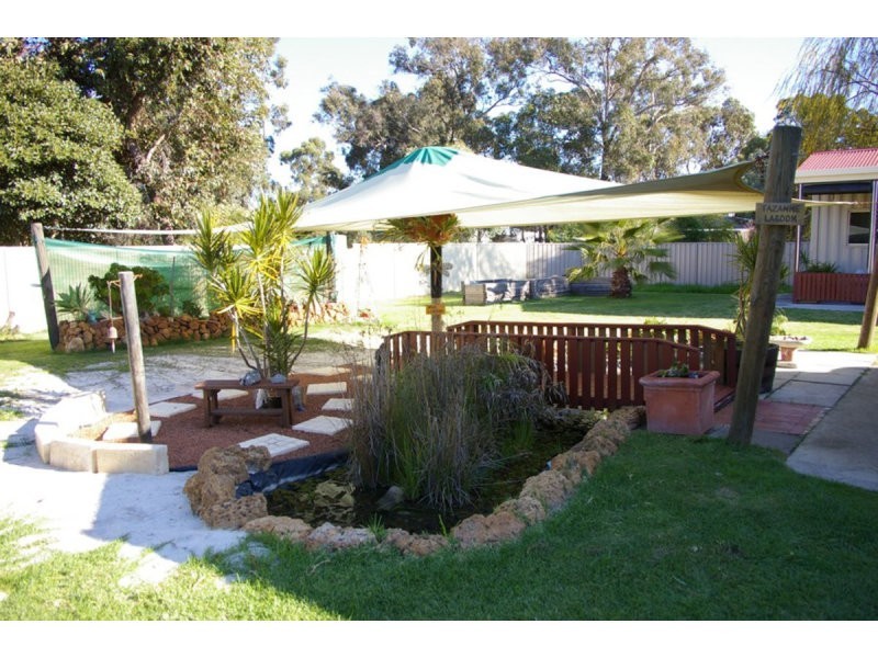 30 Walter Street, Nannup WA 6275