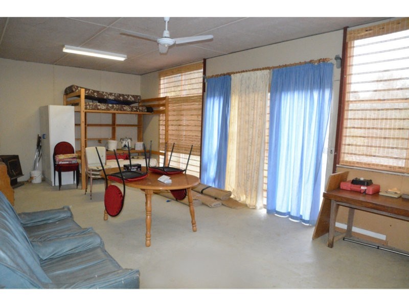 3 Johnston Road, Nannup WA 6275