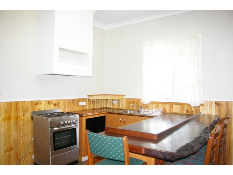 19 Dunnet Road, Nannup WA 6275