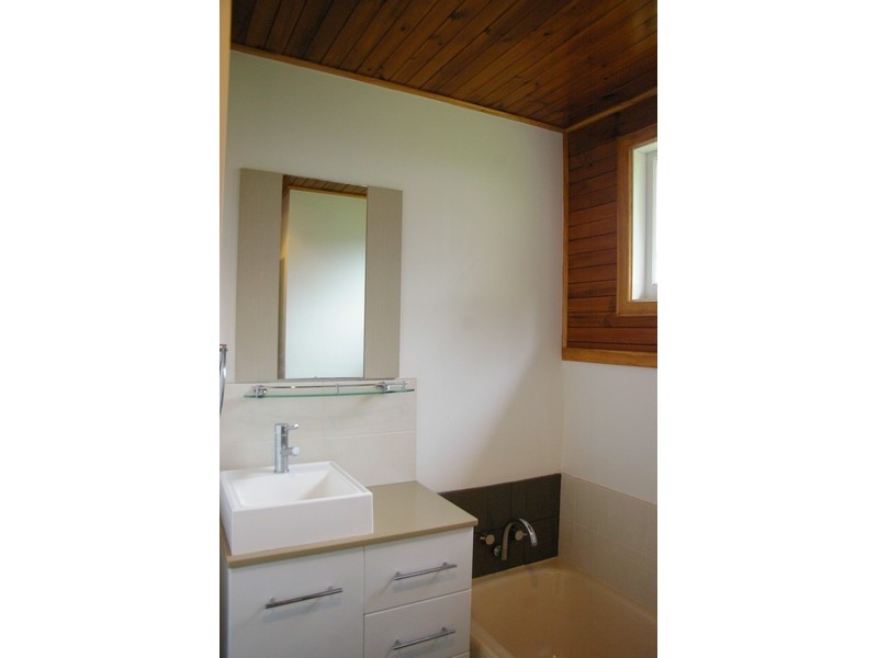 19 Dunnet Road, Nannup WA 6275